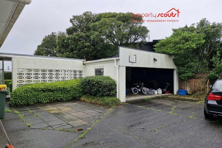 Photo of property in 85 Wallace Place, Westown, New Plymouth, 4310