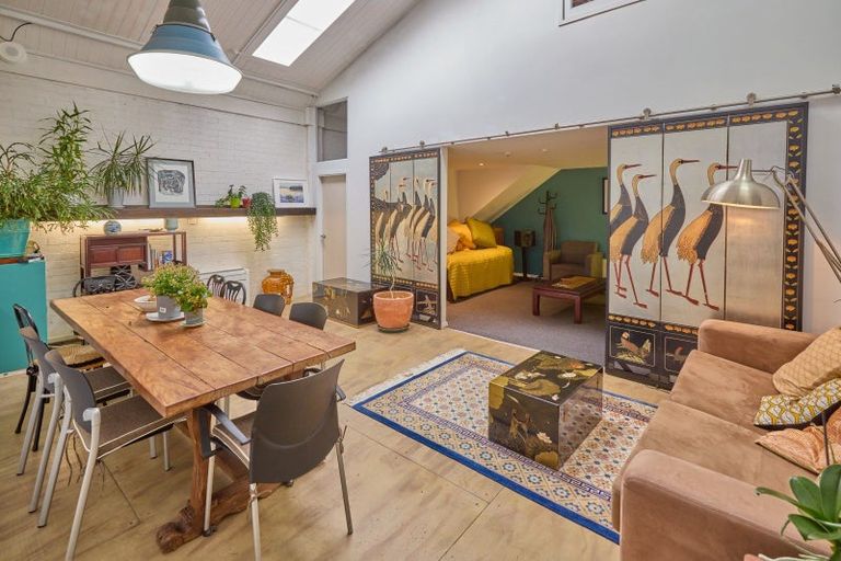 Photo of property in 10 Oxford Terrace, Mount Cook, Wellington, 6021