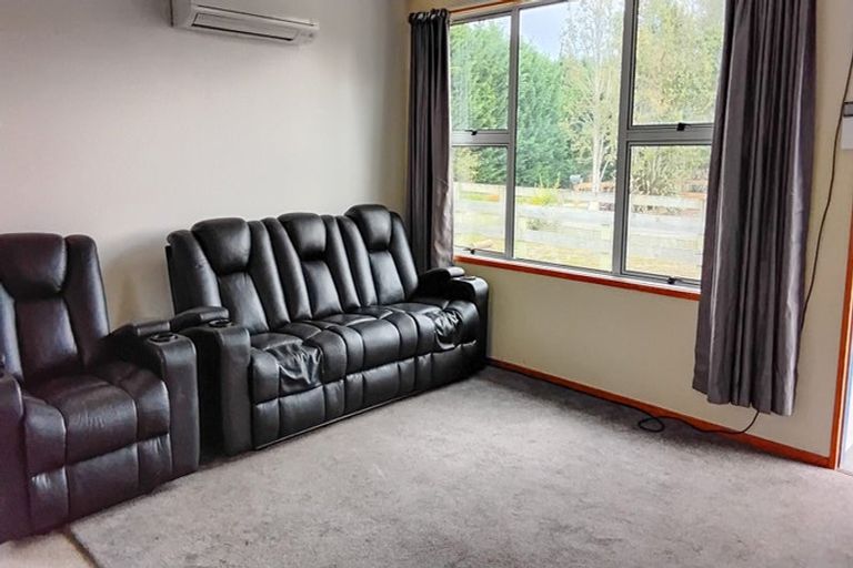 Photo of property in 92 Henry Street, Waikouaiti, 9510