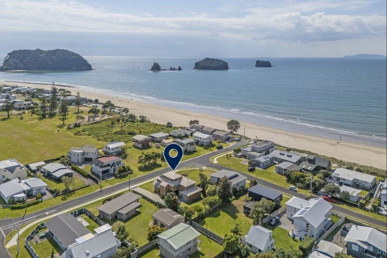 Photo of property in 103 Hinemoa Street, Whangamata, 3620