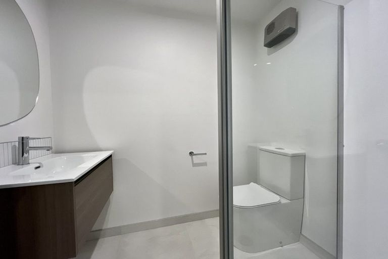 Photo of property in 2/115 Poulson Street, Addington, Christchurch, 8024