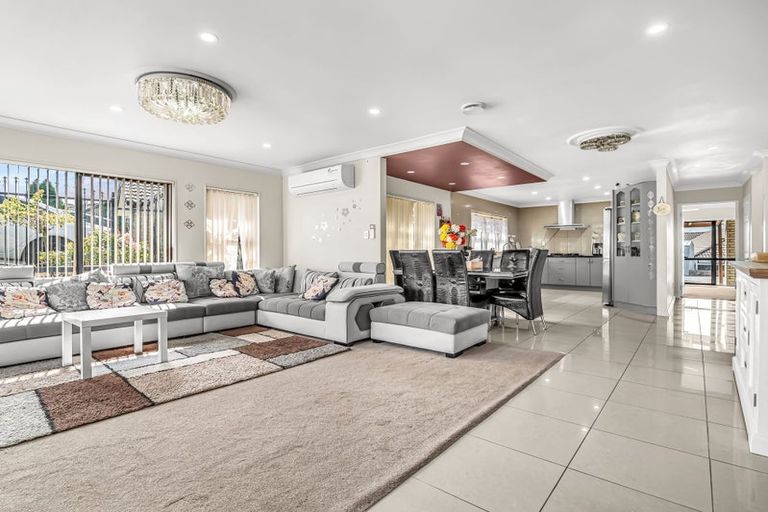 Photo of property in 9 Goh Place, Manurewa, Auckland, 2105