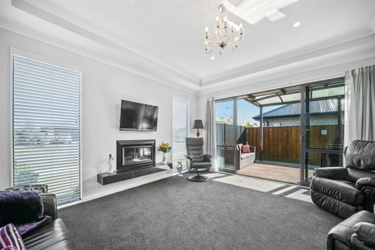 Photo of property in 37 Hungerford Drive, Rolleston, 7615