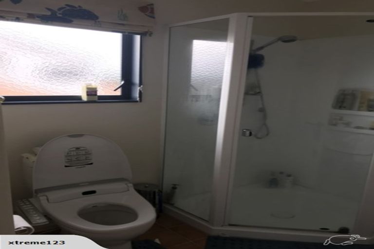 Photo of property in 19 Claverton Grove, Churton Park, Wellington, 6037