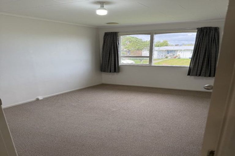 Photo of property in 16 Otira Grove, Kelson, Lower Hutt, 5010