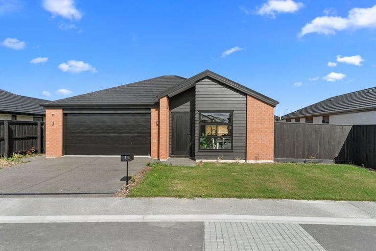 Photo of property in 3 Isaac Lane, Rolleston, 7614