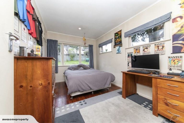 Photo of property in 67 Kaurilands Road, Titirangi, Auckland, 0604