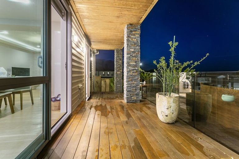 Photo of property in 12 Spyglass Street, Red Beach, 0932