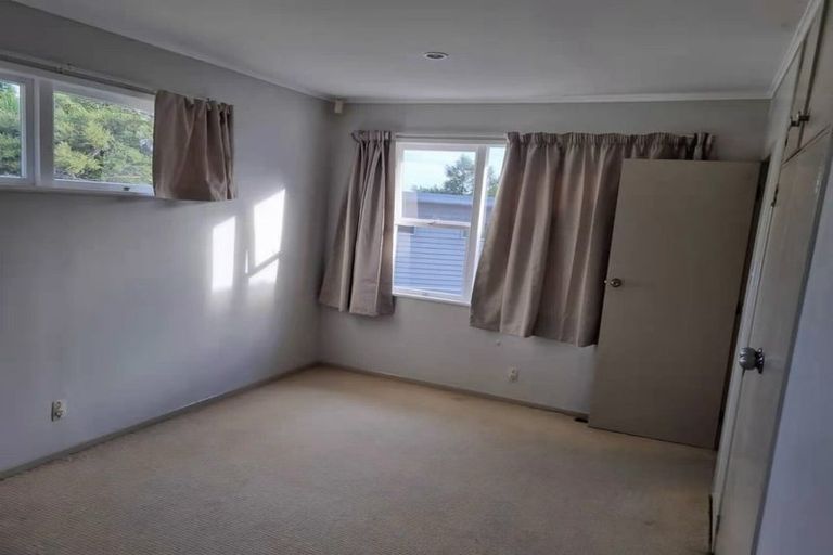 Photo of property in 13 View Road, Glenfield, Auckland, 0627