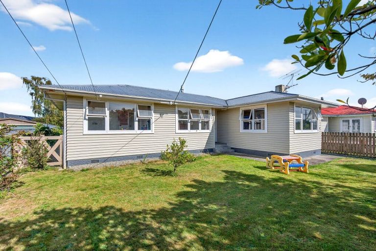 Photo of property in 15 Margaret Street, Solway, Masterton, 5810