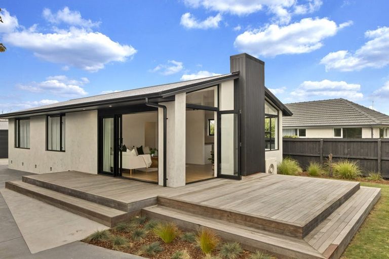 Photo of property in 248 Grimseys Road, Redwood, Christchurch, 8051