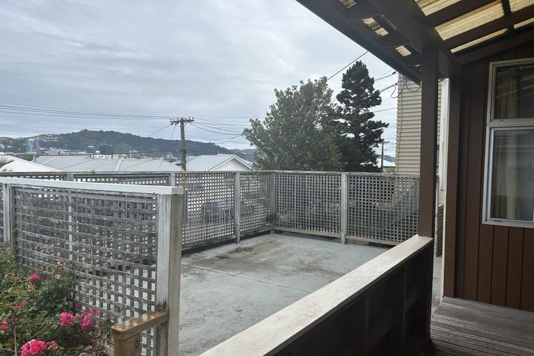 Photo of property in 79 Austin Street, Mount Victoria, Wellington, 6011