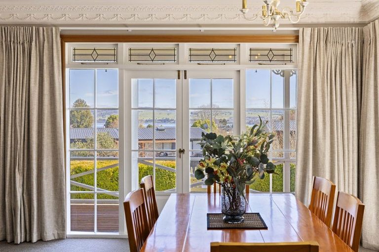 Photo of property in 70 Shepherd Road, Waipahihi, Taupo, 3330