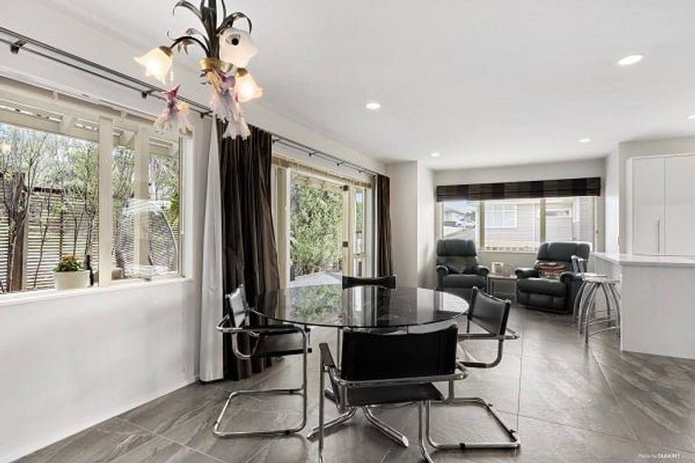 Photo of property in 57a Nelson Street, Howick, Auckland, 2014