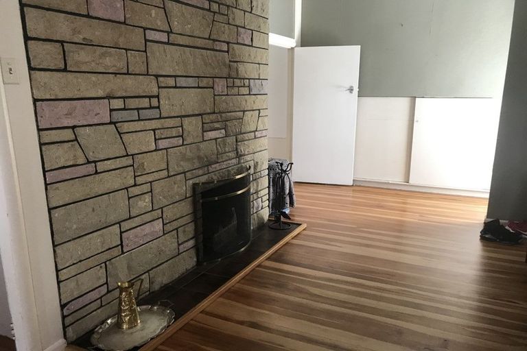Photo of property in 28 Hillcrest Road, Hillcrest, Hamilton, 3216