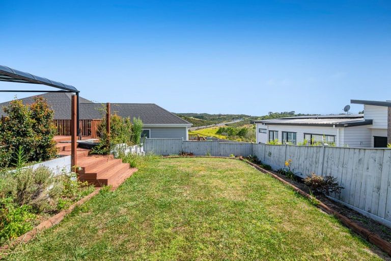 Photo of property in 4 Tendril Court, Orewa, 0931