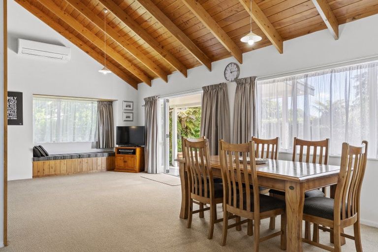 Photo of property in 8 Haines Grove, Rainbow Point, Taupo, 3330