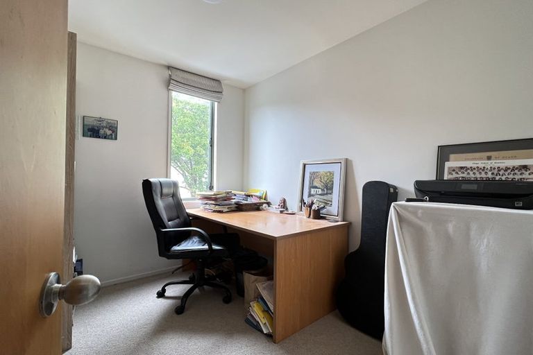 Photo of property in 36 Westmont Street, Ilam, Christchurch, 8041