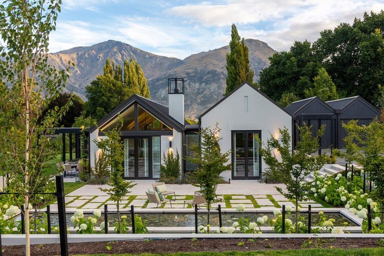Photo of property in 8 Marshall Avenue, Lake Hayes, Queenstown, 9371