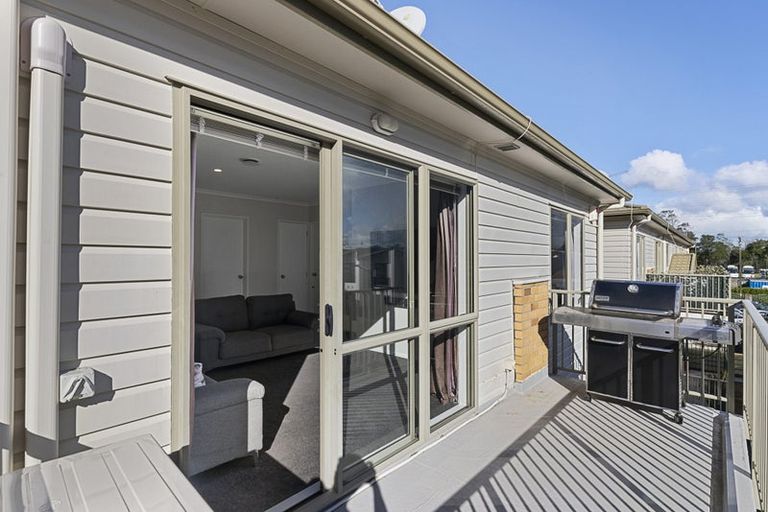 Photo of property in St Claire Village, 173/172 Mcleod Road, Te Atatu South, Auckland, 0610