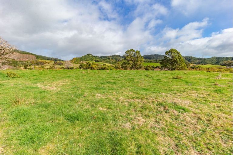 Photo of property in 288 North Manakau Road, Manakau, 5573