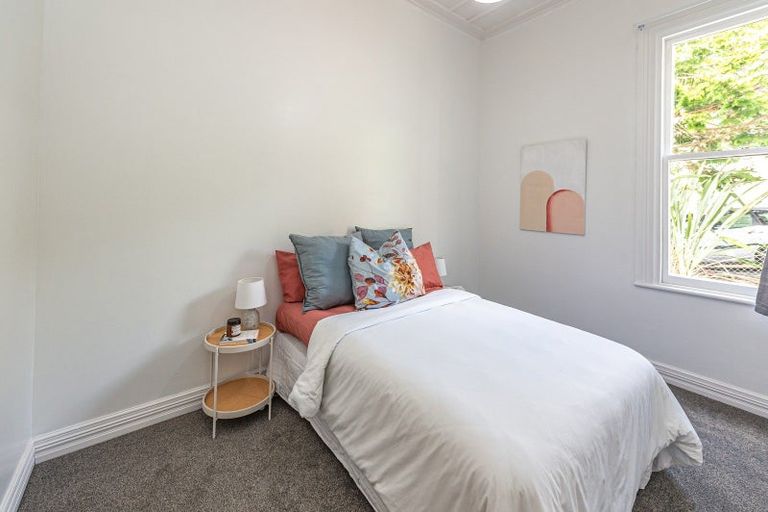 Photo of property in 21 Portal Street, Durie Hill, Whanganui, 4500