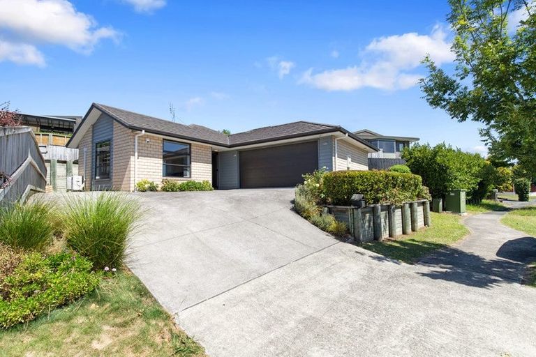 Photo of property in 32 Tupelo Street, Pukete, Hamilton, 3200