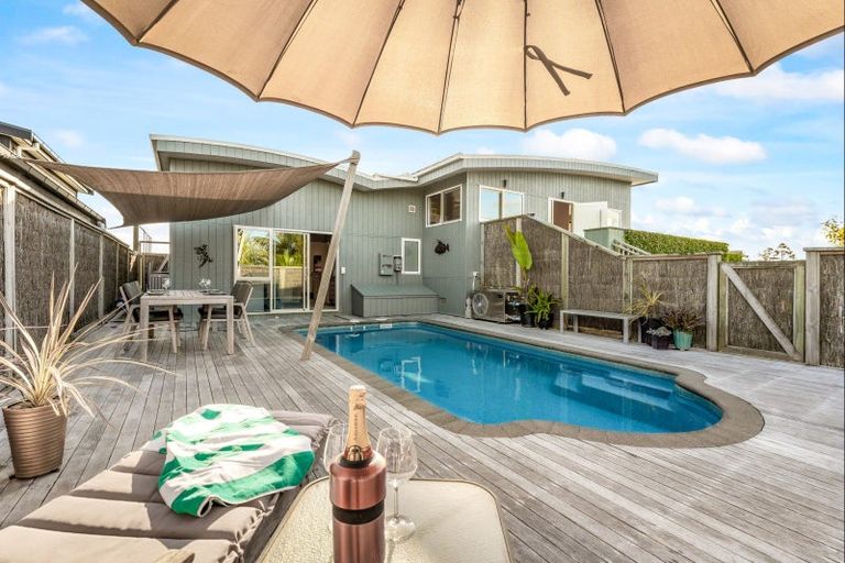 Photo of property in 38 Green Road, Matakana, Warkworth, 0985