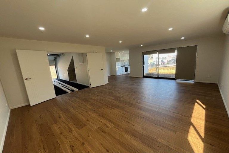 Photo of property in 38 Greenhill Crescent, Pakuranga, Auckland, 2010