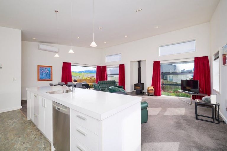 Photo of property in 43 Miromiro Drive, Kaikoura, 7300