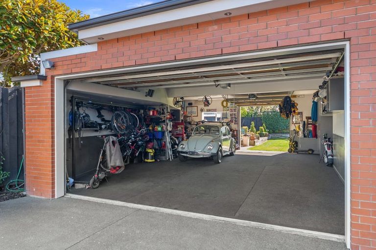 Photo of property in 24a Fendalton Road, Fendalton, Christchurch, 8014