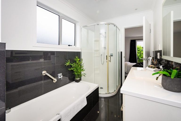 Photo of property in 93 James Line, Kelvin Grove, Palmerston North, 4414