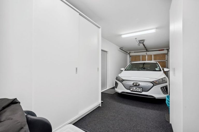 Photo of property in 29 Orangi Kaupapa Road, Northland, Wellington, 6012