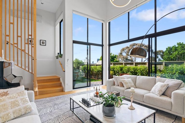 Photo of property in 4 Matau Way, Hauraki, Auckland, 0622