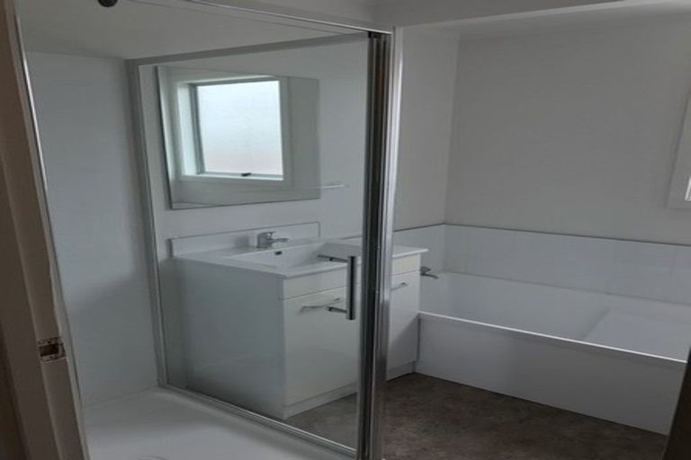 Photo of property in 74 John Walker Drive, Manurewa, Auckland, 2102