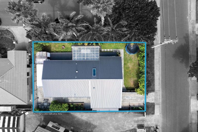 Photo of property in 26 Doment Crescent, Orewa, 0931