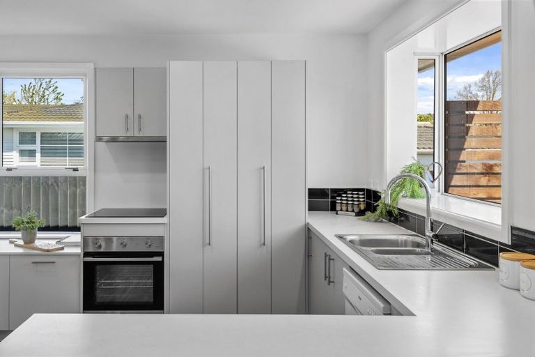 Photo of property in 33 Mavin Road, Hoon Hay, Christchurch, 8025