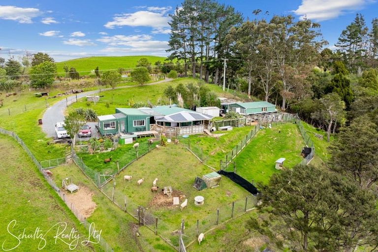 Photo of property in 736 Whakapirau Road, Whakapirau, Maungaturoto, 0583
