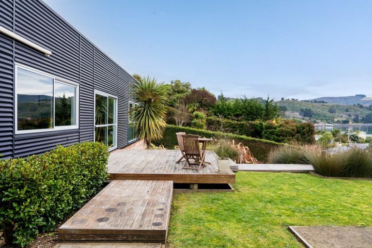 Photo of property in 35 Waikana Street, Broad Bay, Dunedin, 9014