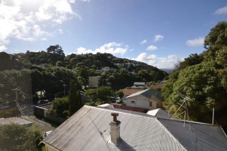 Photo of property in 161u8 Glenmore Street, Kelburn, Wellington, 6012