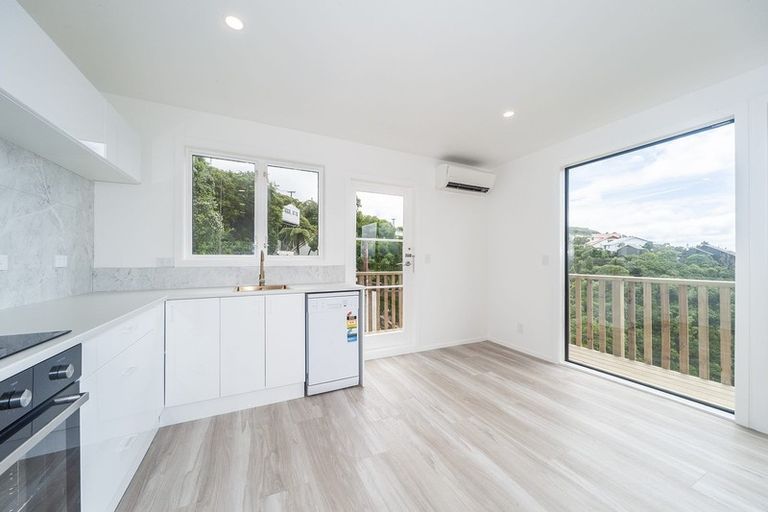 Photo of property in 43a Harbour View Road, Northland, Wellington, 6012