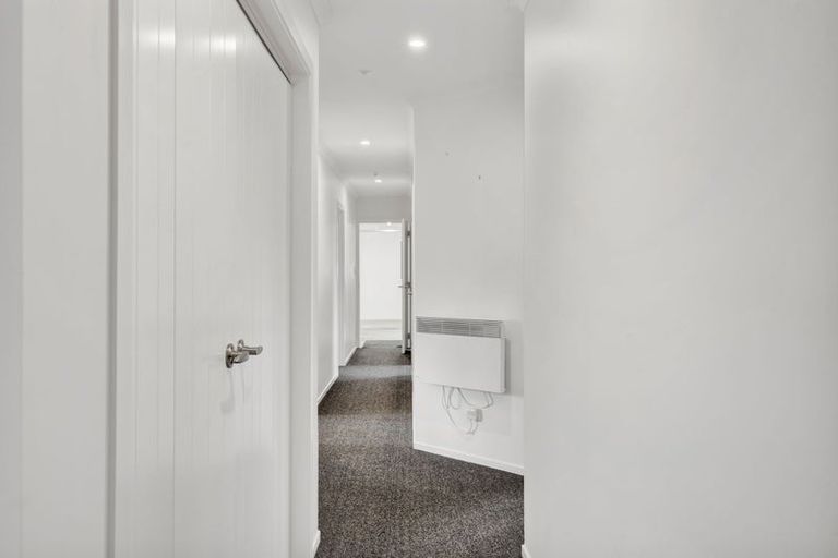 Photo of property in 7 Mercade Close, Stratford, 4332