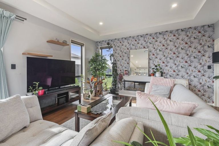 Photo of property in 41 Selfe Crescent, Burwood, Christchurch, 8083