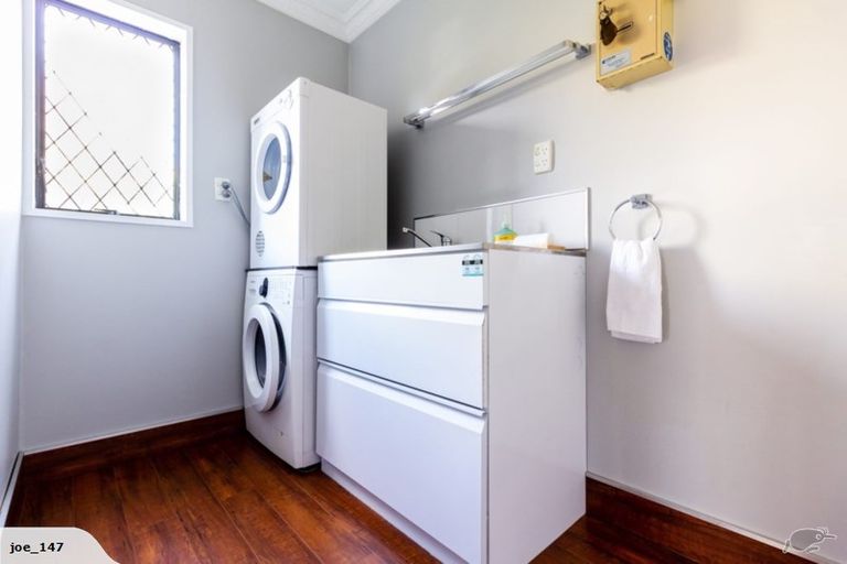 Photo of property in 11 Thurlestone Place, Burnside, Christchurch, 8053