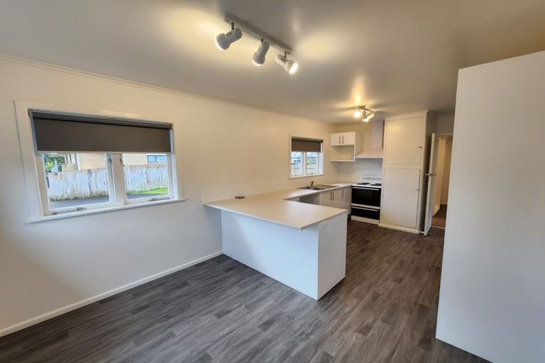 Photo of property in 41 Hill Crescent, Papakura, 2110