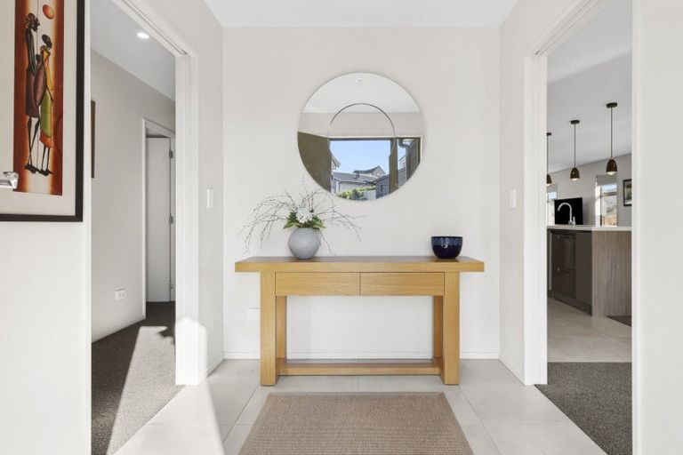 Photo of property in 30 Mount Linton Avenue, Wanaka, 9305