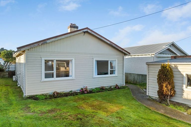 Photo of property in 19 Ascot Street, Saint Kilda, Dunedin, 9012