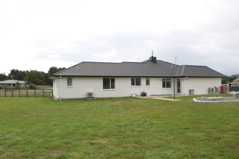 Photo of property in 55 Garth Road, Levin, 5571