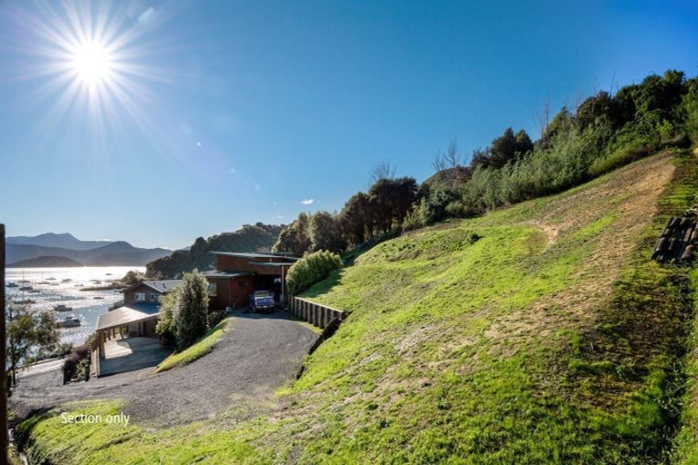 Photo of property in 354b Waikawa Road, Waikawa, Picton, 7220