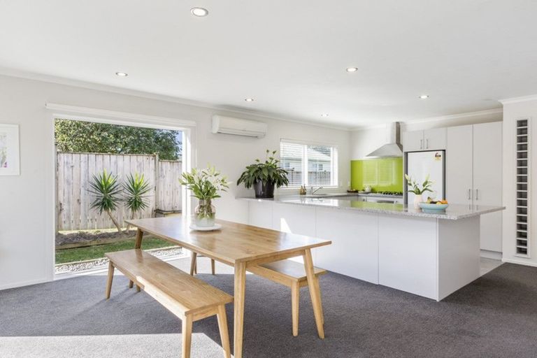 Photo of property in 797c Te Atatu Road, Te Atatu Peninsula, Auckland, 0610